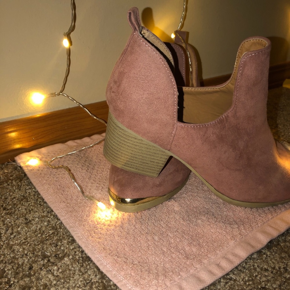 Mauve Booties!! - Picture 3 of 3
